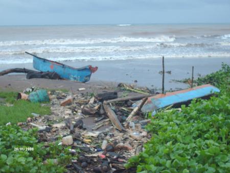 plage de koudjouni ( tchanga secteur sudde ville )